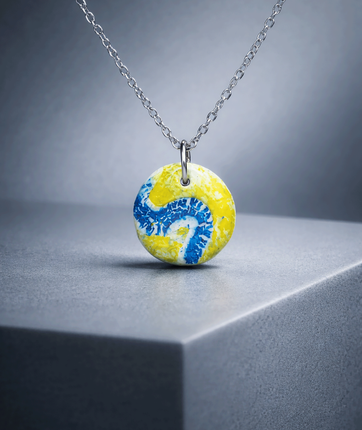 areluna-polymer-clay-set-urban-aura-collection-suzy-decor-03 yellow_blue_city_light_areluna_urban_aura_round_clay_jewelry_set