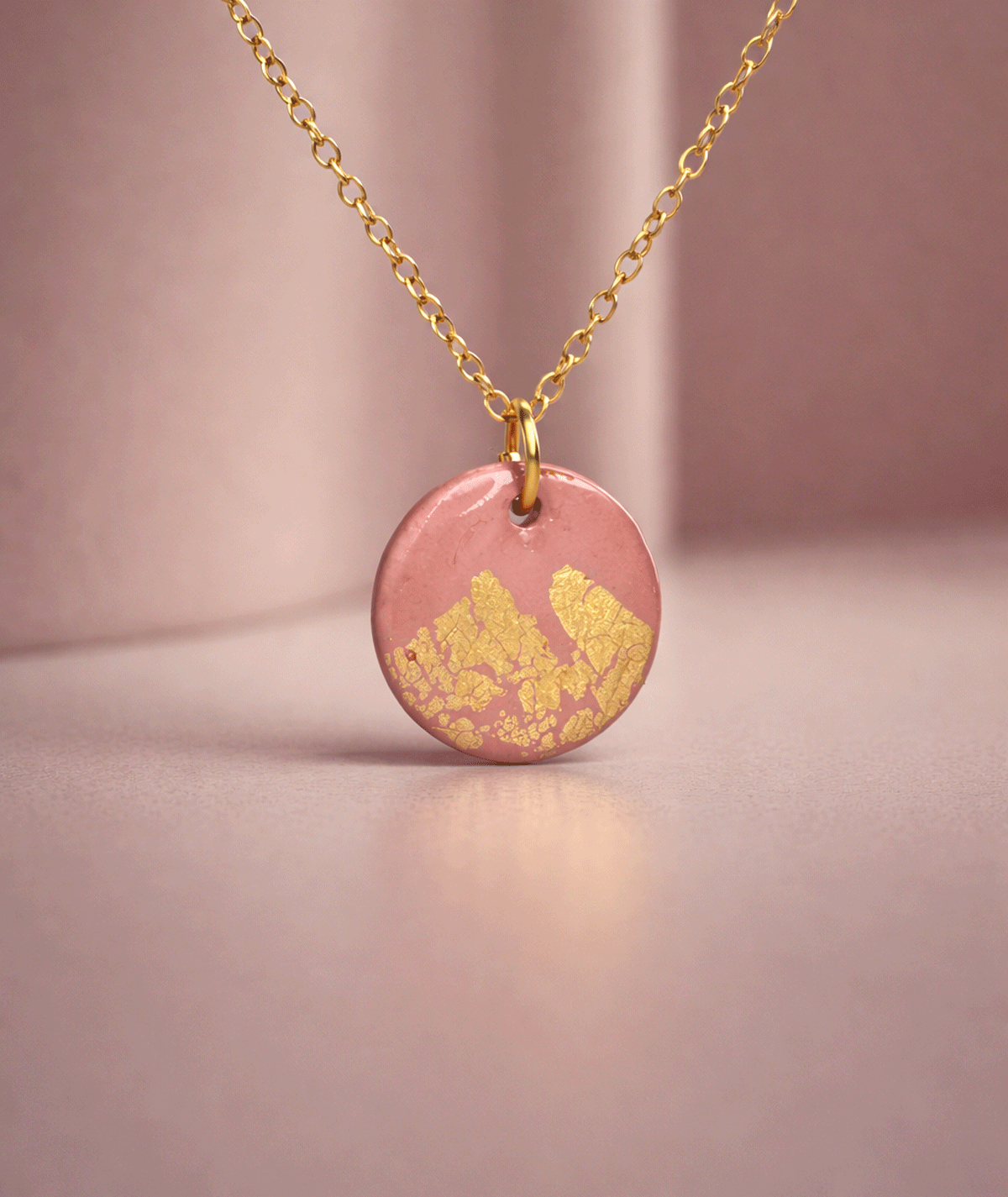 elaria-polymer-clay-necklace-pure-form-collection-suzy-decor-01 elaria_pure_form_rose_circle_clay_necklace