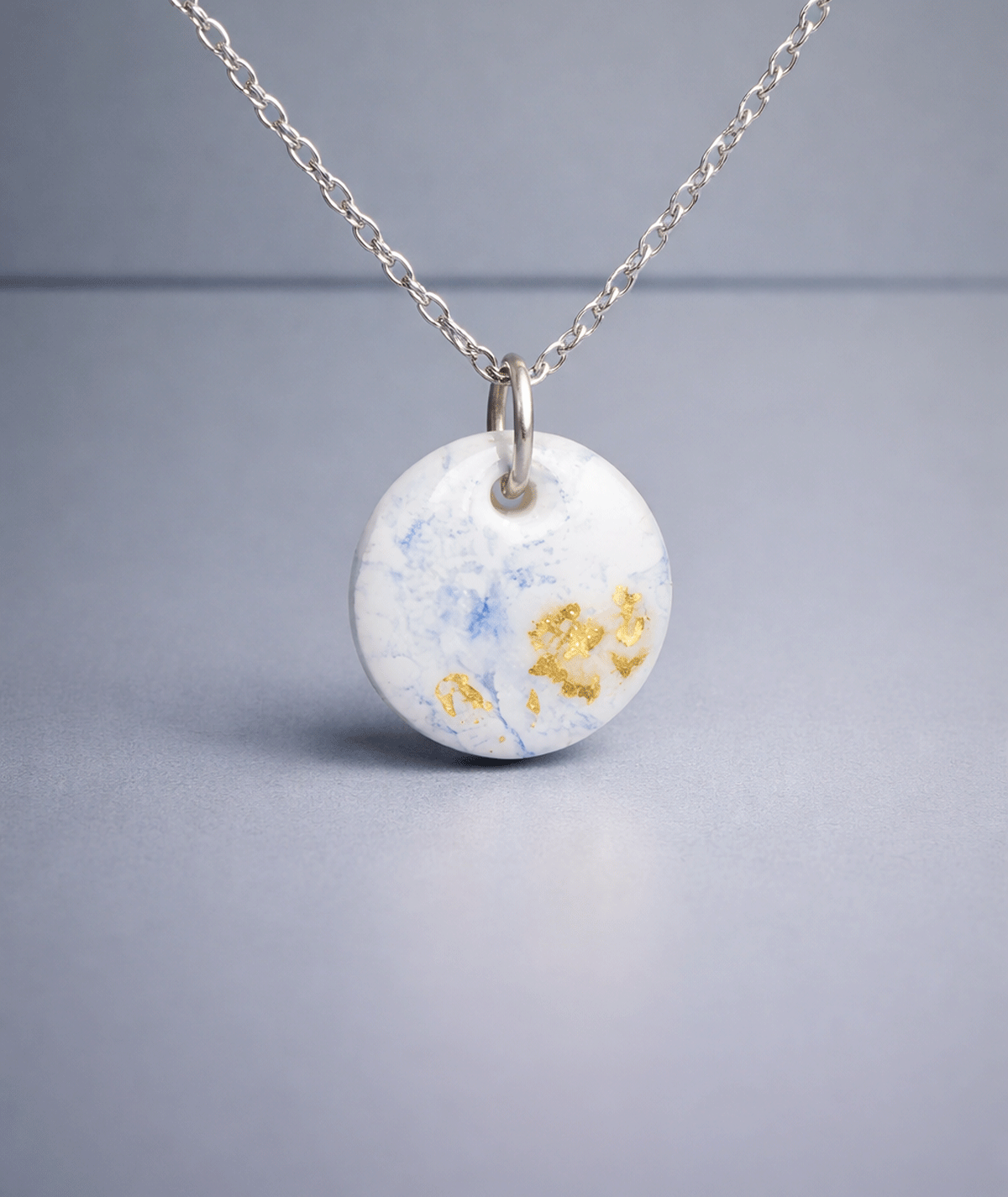 liranya-polymer-clay-necklace-pure-form-collection-suzy-decor-01 lightwashed_sky_clay_necklace_liranya_pure_form_handmade_pendant_necklace