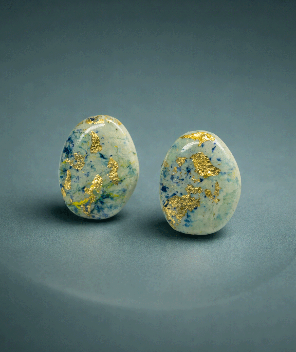 lirena-polymer-clay-earrings-pure-form-collection-suzy-decor-02 seafoam_blue_gold_studs_lirena_pure_form_handmade_earrings