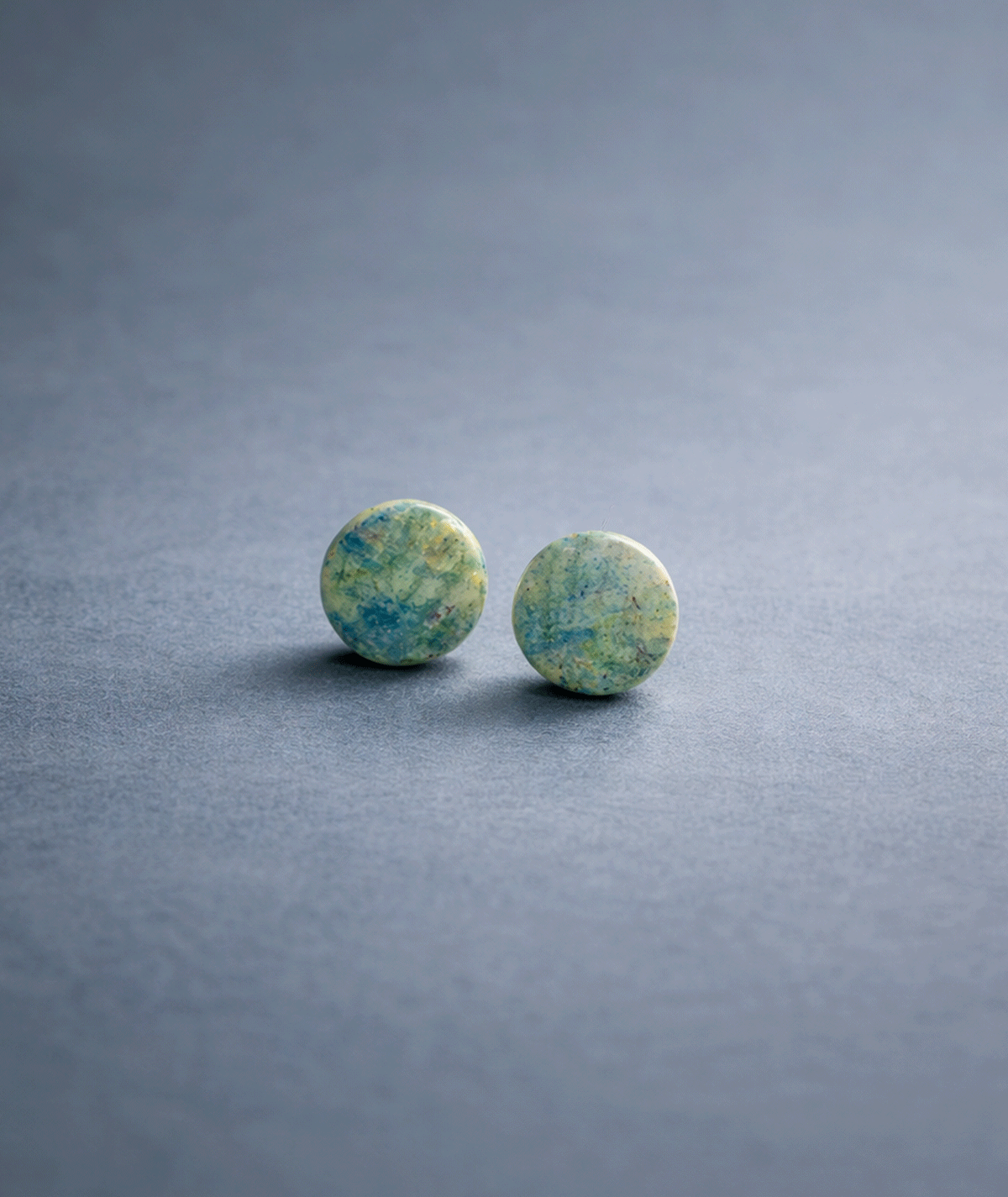 marisol-polymer-clay-earrings-pure-form-collection-suzy-decor-01 seafoam_green_blue_earrings_marisol_pure_form_round_stud_earrings