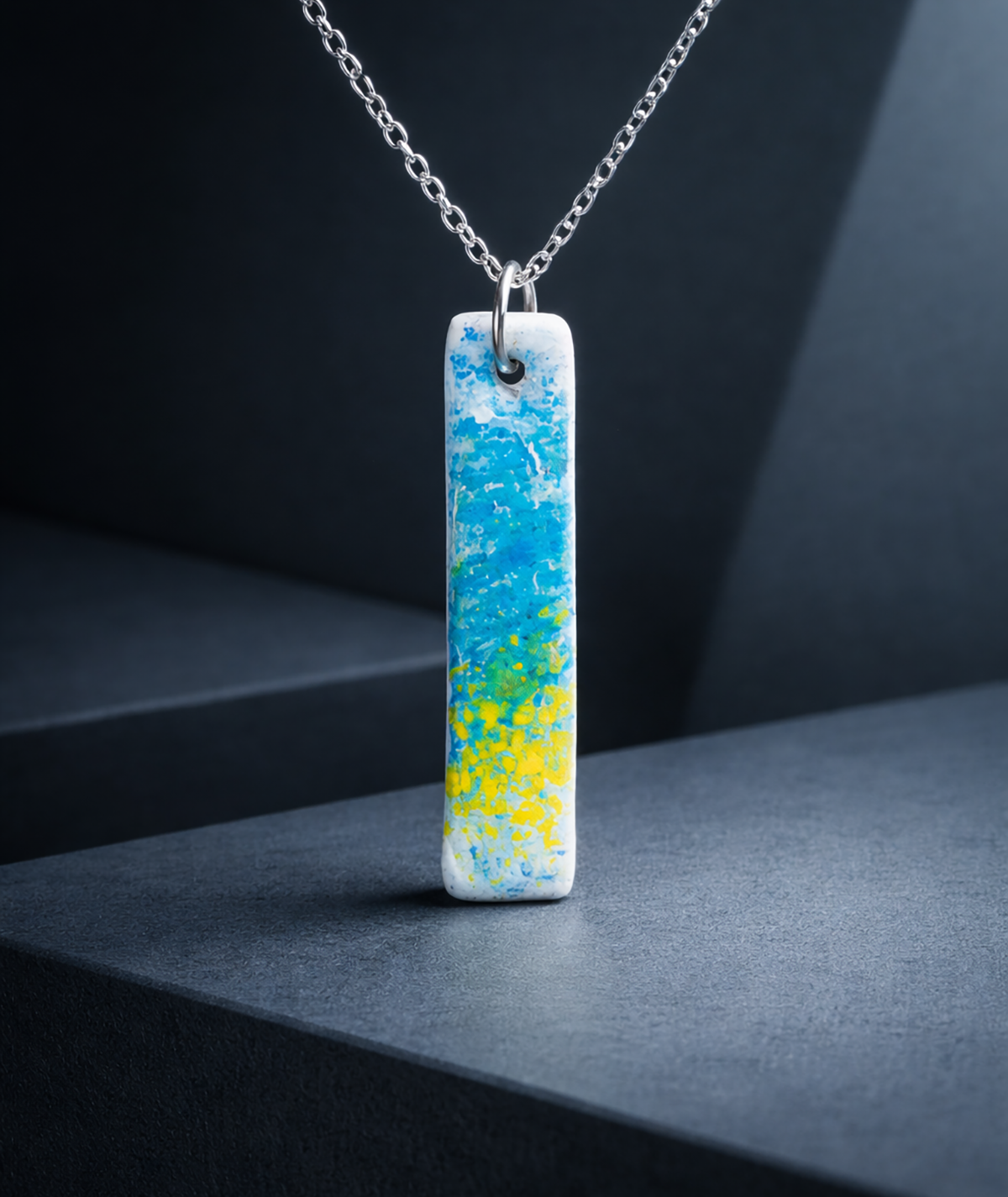 sorvia-polymer-clay-necklace-urban-aura-collection-suzy-decor-01 golden_blue_city_pendant_sorvia_urban_aura_clay_necklace