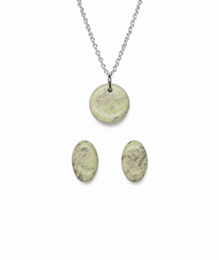 soft_green_harmony_set_velina_pure_form_necklace_earrings_clay