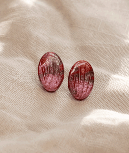handmade_ceramic_earrings_red_oval_camino_inspired_jewelry